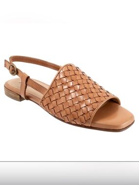 Trotters Nola Slingback Sandal
